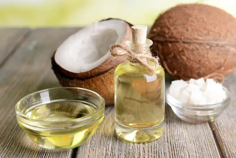 FRACTIONATED COCONUT OIL - Image 2